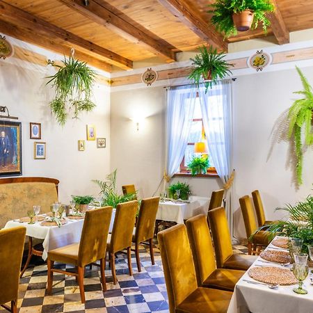 Folwark Walencja Hotel Kazimierz Dolny Ngoại thất bức ảnh