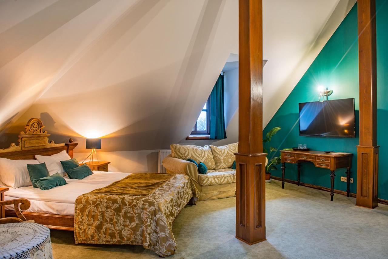 Folwark Walencja Hotel Kazimierz Dolny Ngoại thất bức ảnh