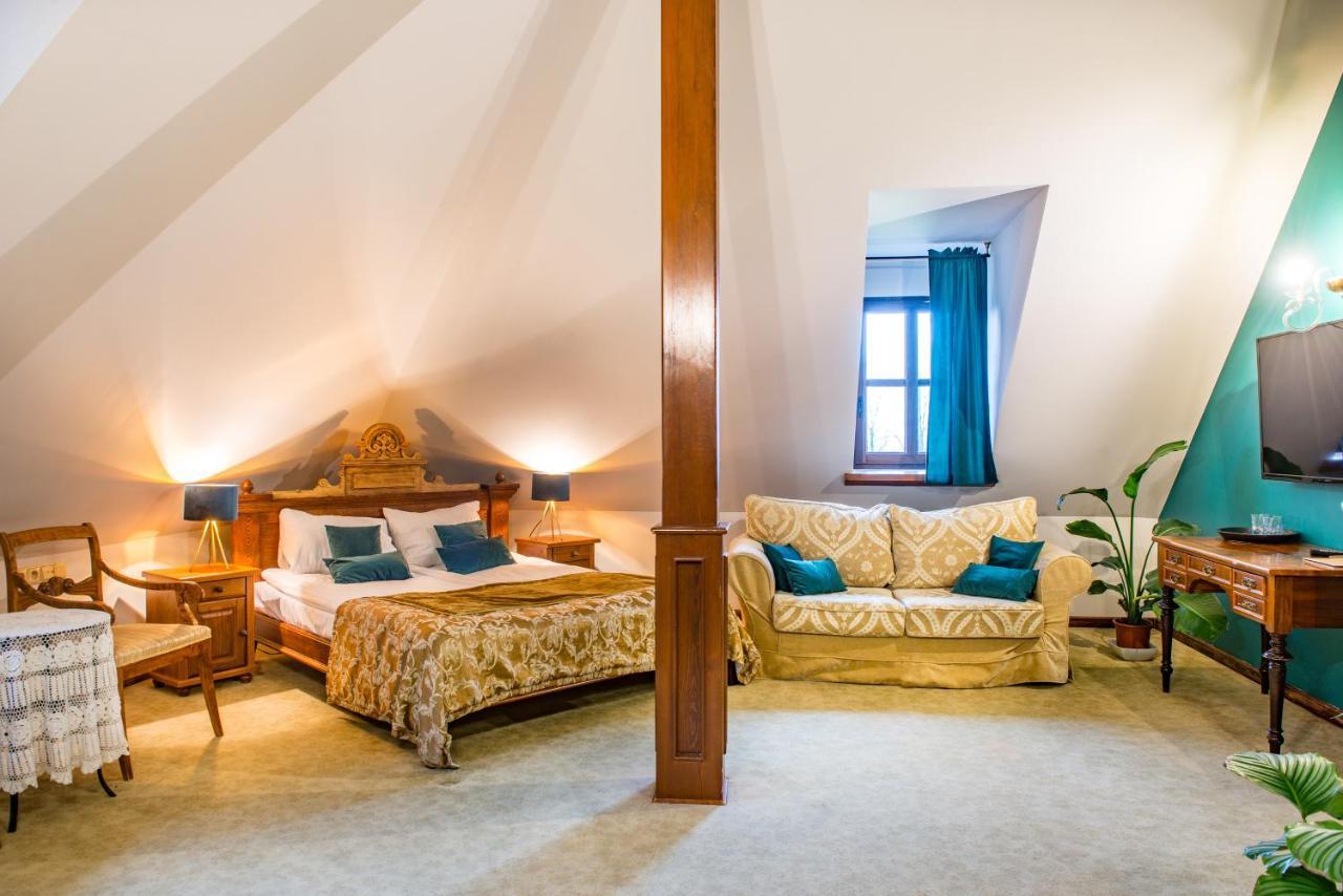 Folwark Walencja Hotel Kazimierz Dolny Ngoại thất bức ảnh