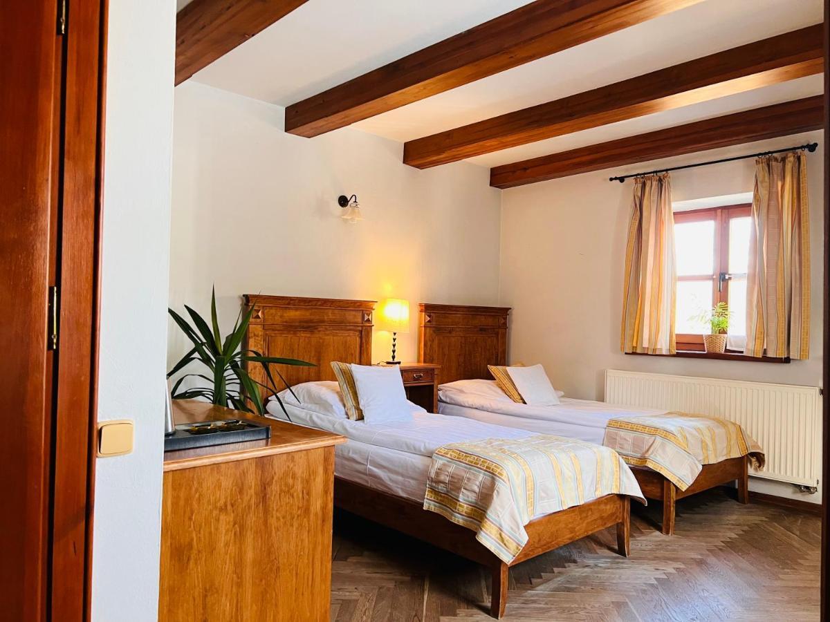 Folwark Walencja Hotel Kazimierz Dolny Ngoại thất bức ảnh