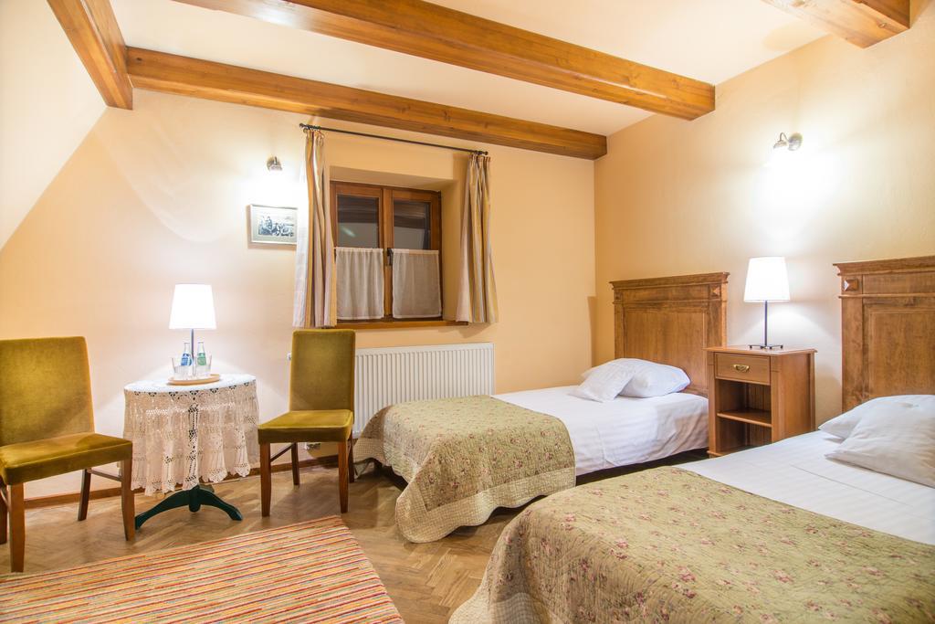 Folwark Walencja Hotel Kazimierz Dolny Ngoại thất bức ảnh