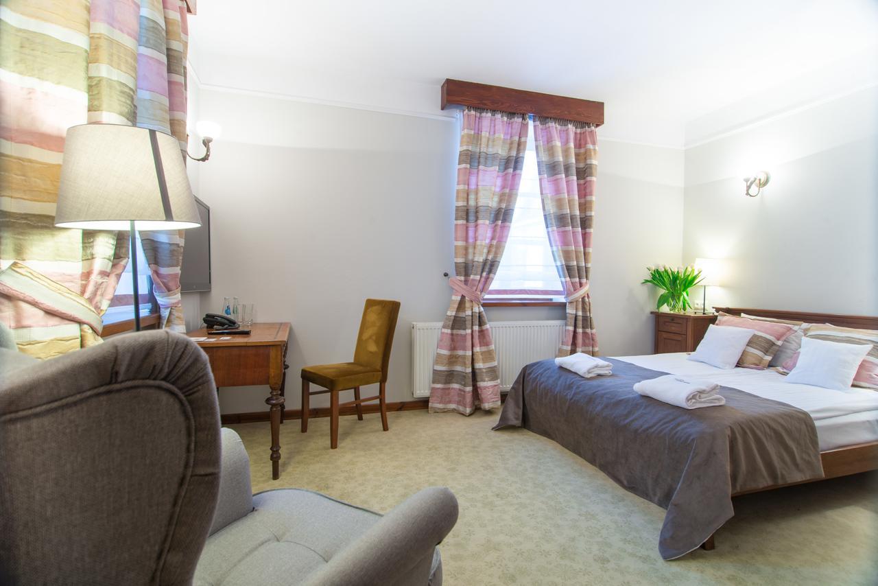 Folwark Walencja Hotel Kazimierz Dolny Ngoại thất bức ảnh